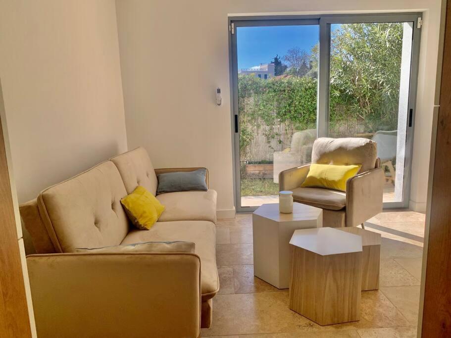 La Reposee, Bas De Villa En Plein Coeur De Vence Kültér fotó