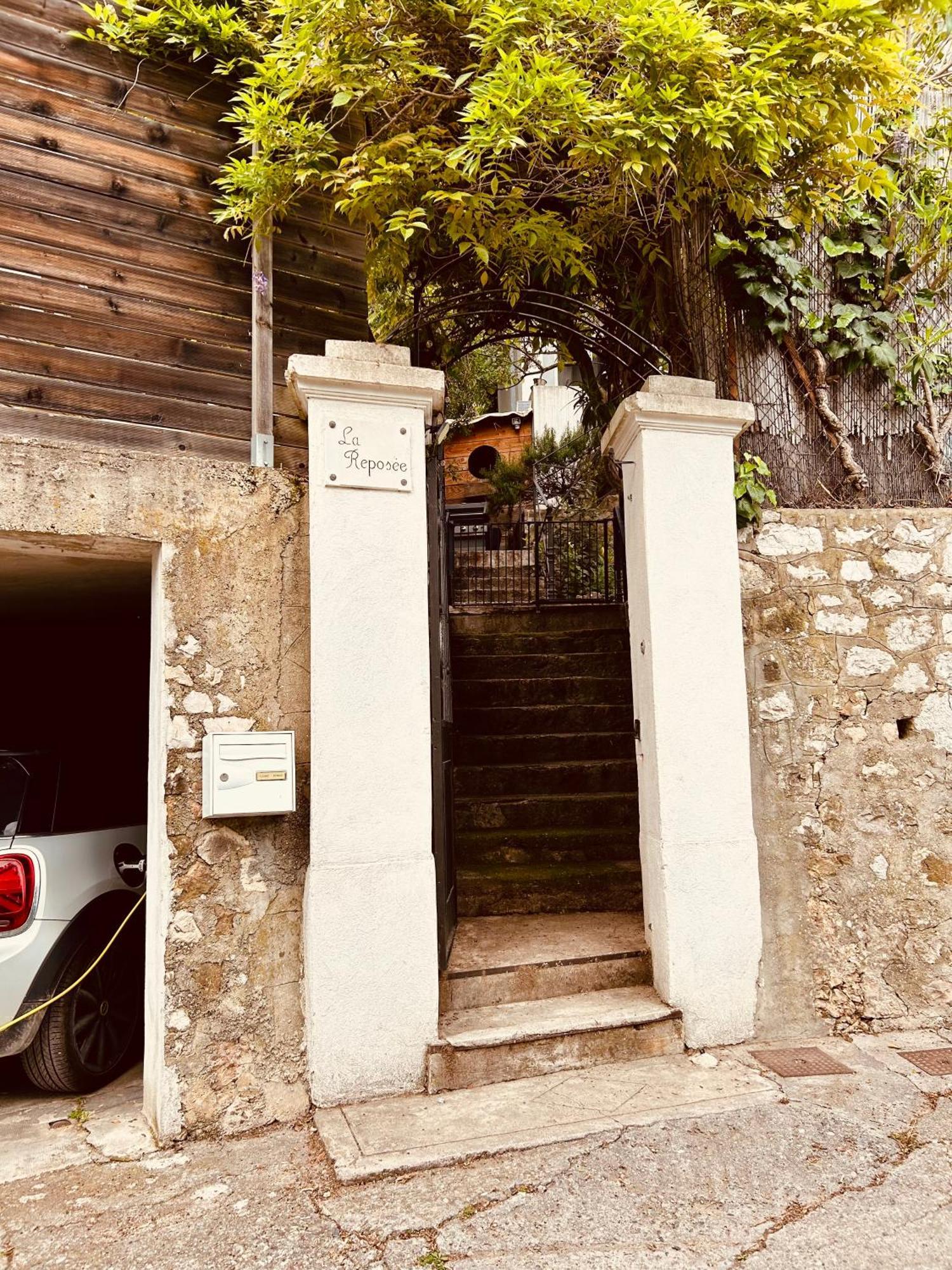La Reposee, Bas De Villa En Plein Coeur De Vence Kültér fotó